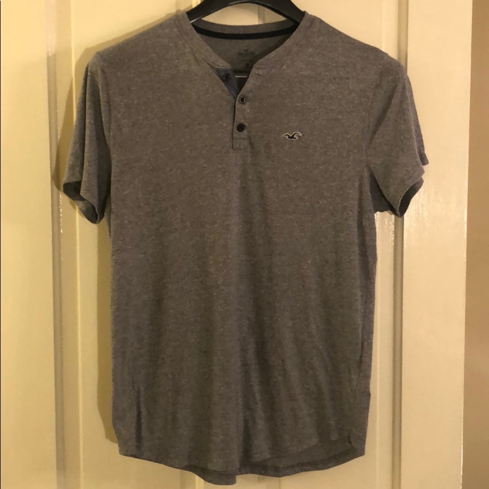 Hollister Large gray short sleeved Henley
